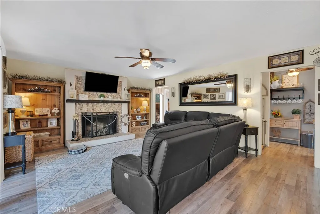 5331 Chaumont Drive, Wrightwood, California 92397 home-pic-10